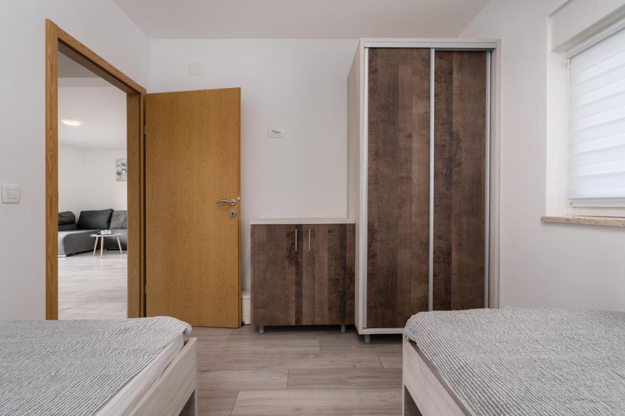 Apartmani Villa Ruby Linardići Zewnętrze zdjęcie