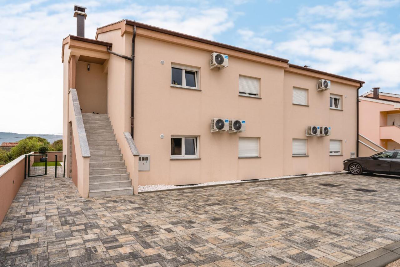 Apartmani Villa Ruby Linardići Zewnętrze zdjęcie