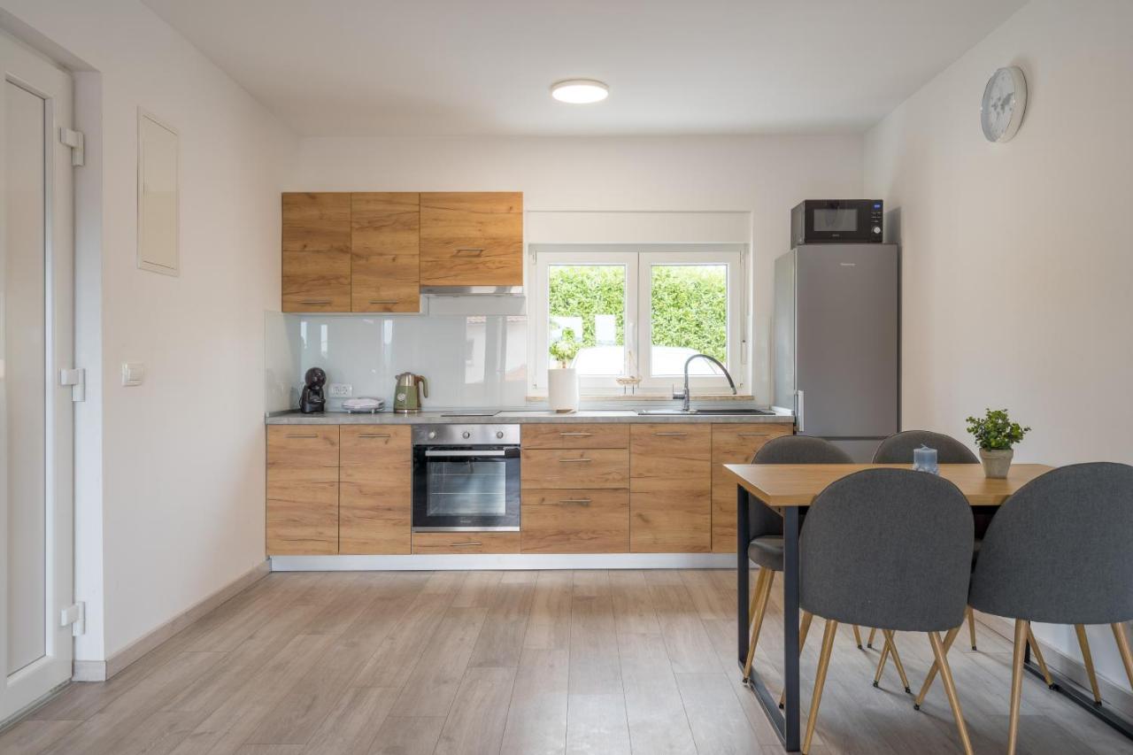 Apartmani Villa Ruby Linardići Zewnętrze zdjęcie
